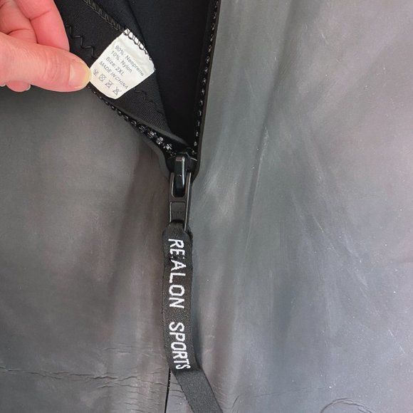 REALON Triathlon 2XL Wetsuit Men 3mm, Cold Water One Piece Smooth Skin Neoprene - Picture 7 of 7